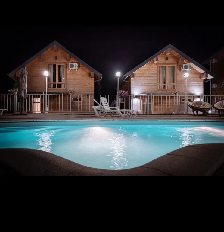 Коттедж сруб из сибирского кедра на 6 человек