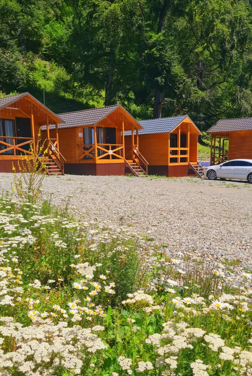 Экодомик с великолепным видом на горы