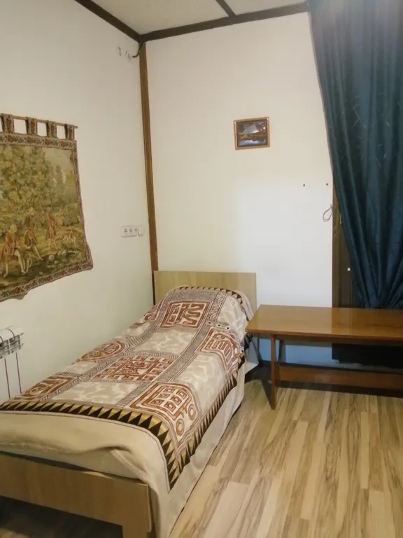 Дом с баней, бильярдом и бассейном