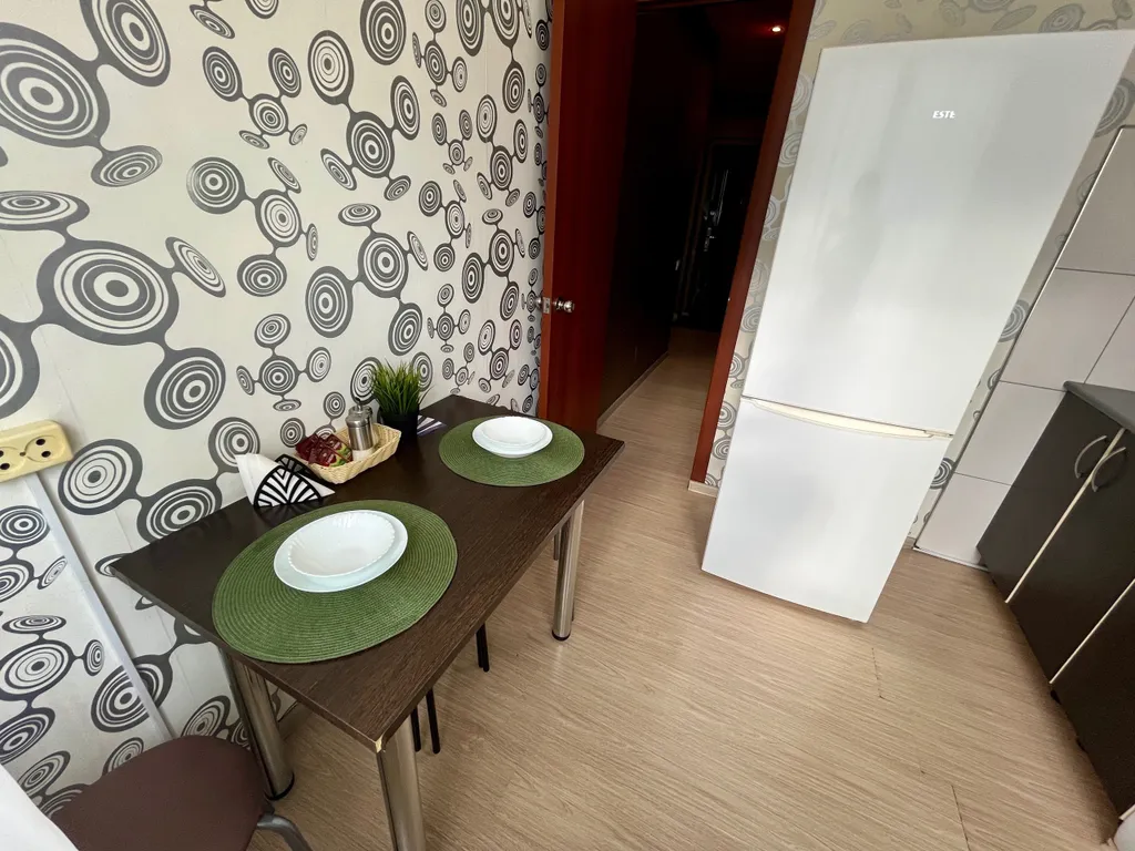 Однокомнатная люкс класса в районе ДК Металлургов