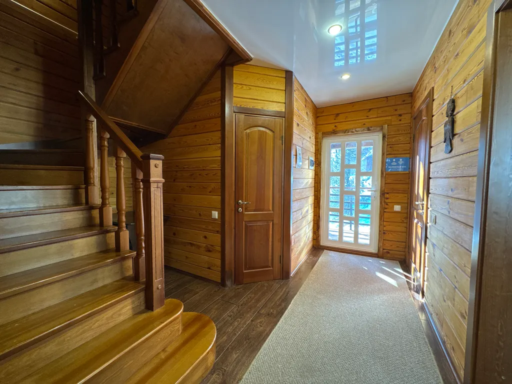 Уютный коттедж для большой компании в кедровом лесу на Телецком озере