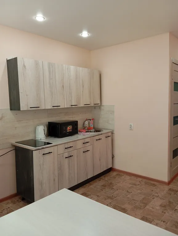 Уютная квартира в тихом районе города на улице Ленинградская