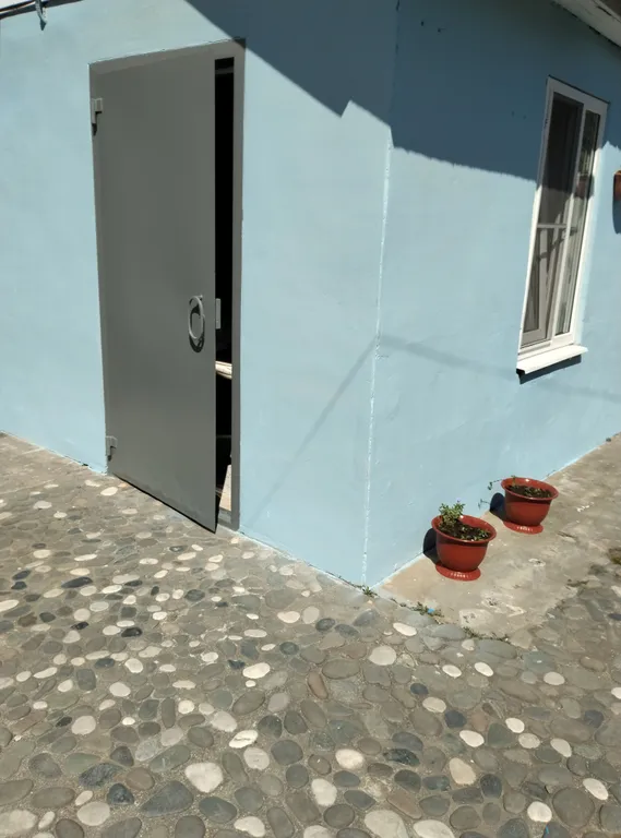 Коттедж Уютный домик недалеко от моря — Сухум