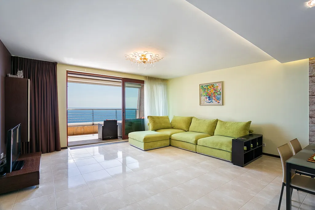 Апартамент Бизнес-класса-2 спальни, гостиная-студио,  2 лодж, 2 с/уз.