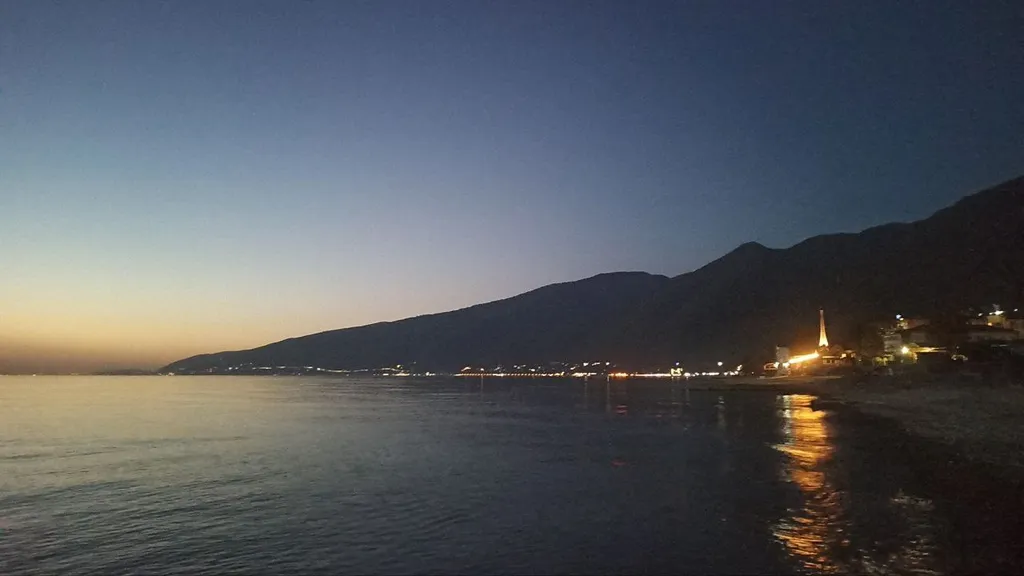 2-комнатный апартамент с кухней, ванной и всеми удобствами