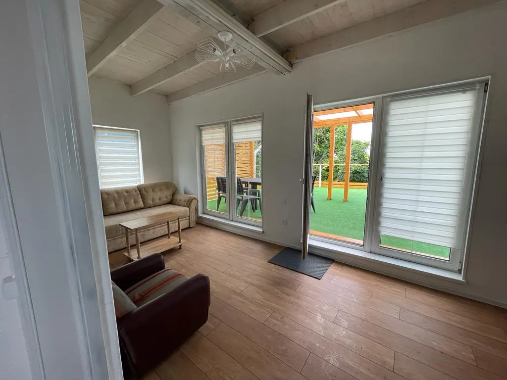 Апартаменты на 1 этаже с видом на море, выходом на бассейн