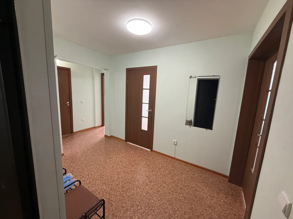 "В Гости!" на Запорожской 57 (2к квартира рядом с БЦ "Сити")