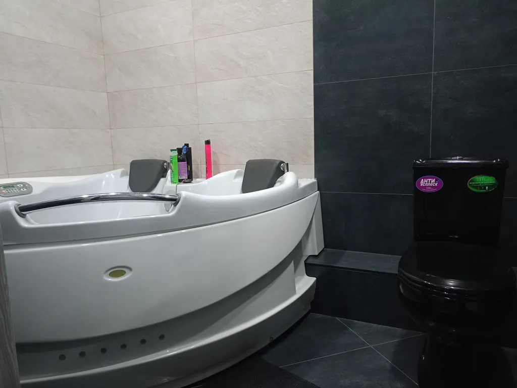 2 комнатная квартира возле школы МВД, Автовокзал, тк Маяк