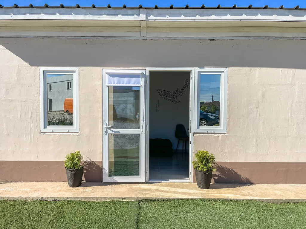 Коттедж Домик у грота Дианы — Севастополь