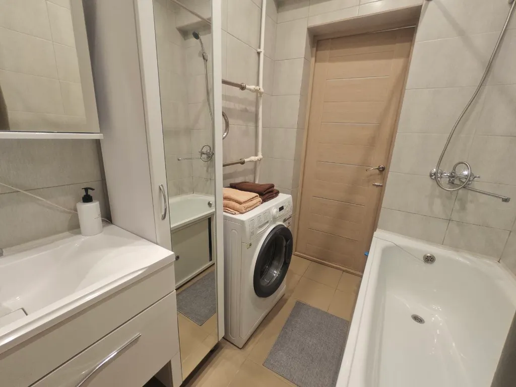 Квартира у ТЦ Фабричный