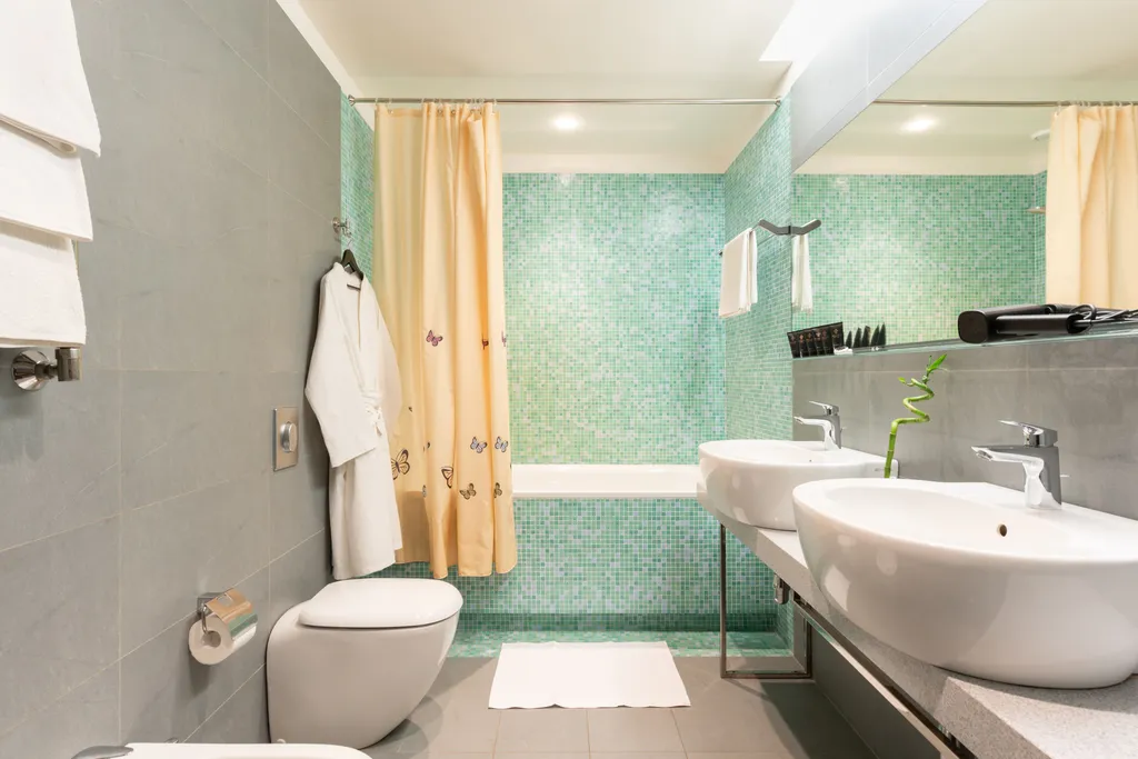 Номер в гостинице. Большая каюта