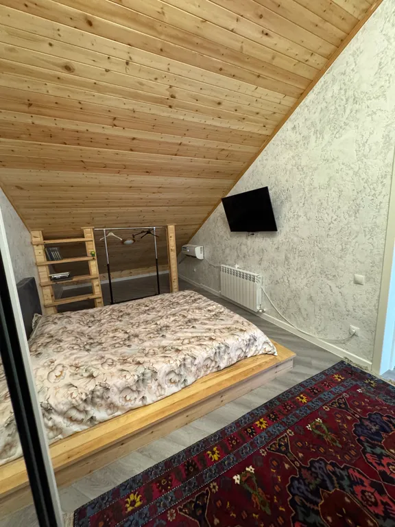 Квартира с балконом на высоте птичьего полета