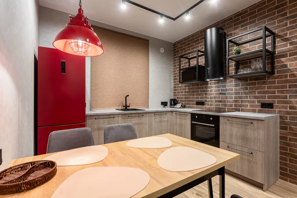 На первой линии от моря сдам полдома