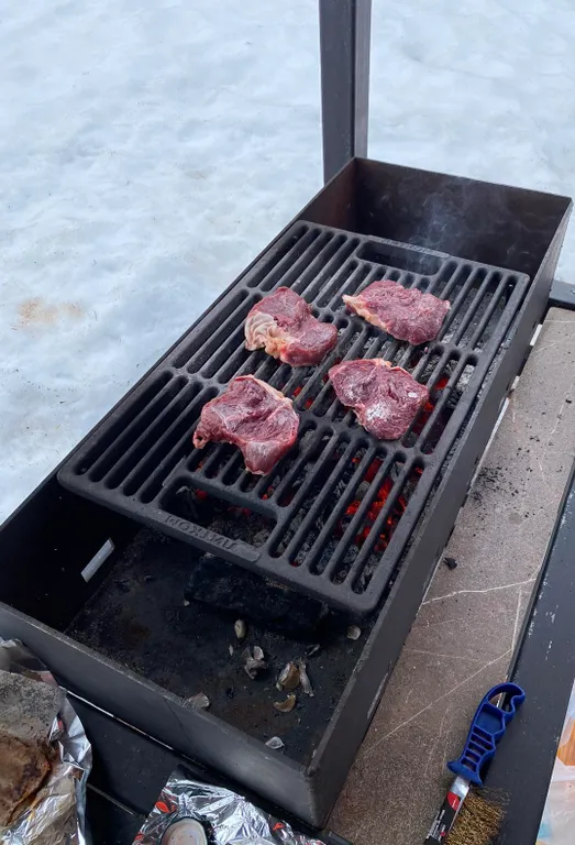 База отдыха на берегу реки Волги