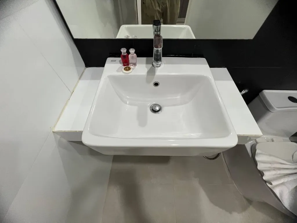 Ката Студия  после ремонта с отличным видом на сад в Ozone