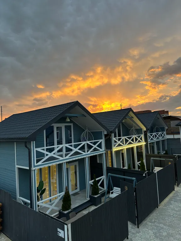 Дома у моря