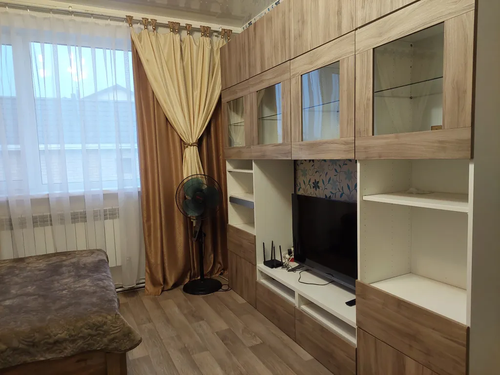 В пешей доступности от монастыря