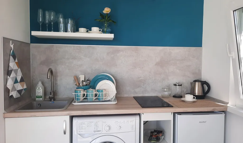 Уютный коттедж с теплым бассейном и видом на холмы Б.Утриша