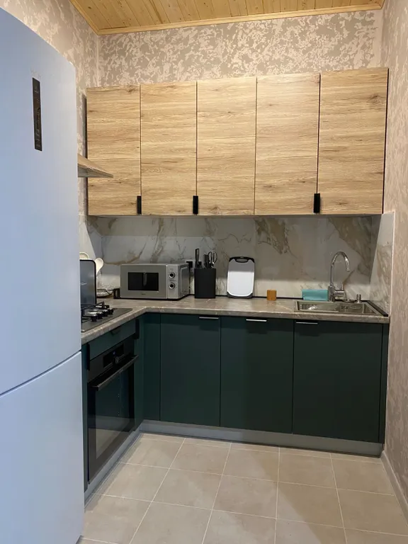 Дом в дубах