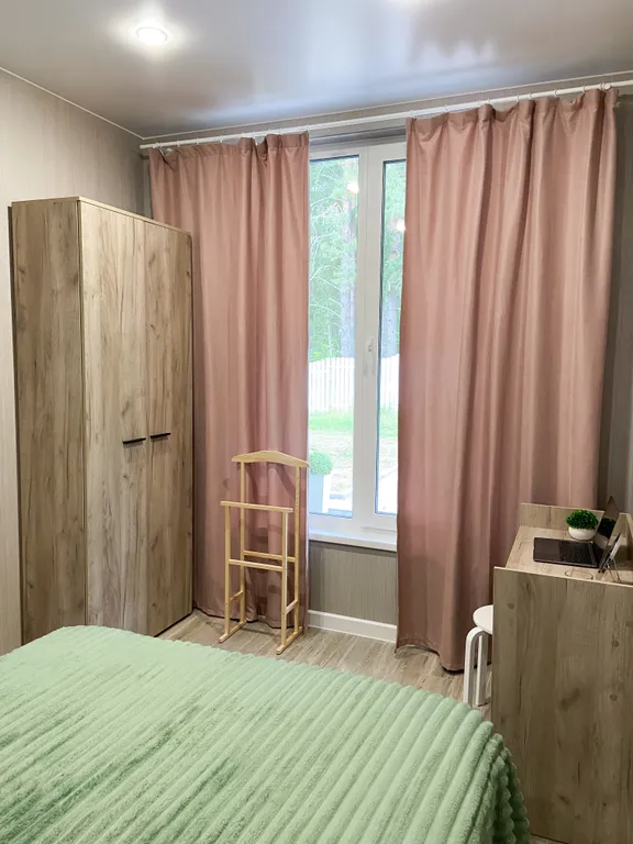 Коттедж Семейный дом с 2 спальнями у леса и озера — Борисово