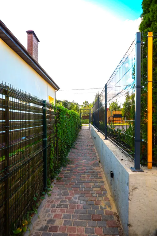 Дом у озера Белая Дача