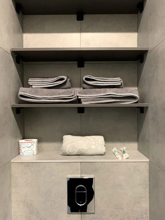 Дизайнерский апартамент в ЖК Варламова рядом с озером Сайран