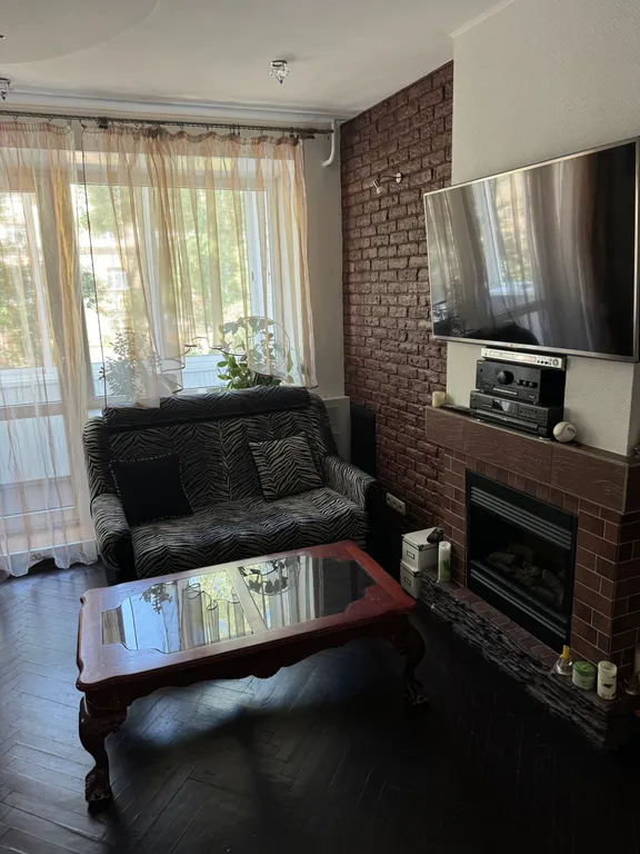 Уютная квартира в самом центре города, есть кондиционер