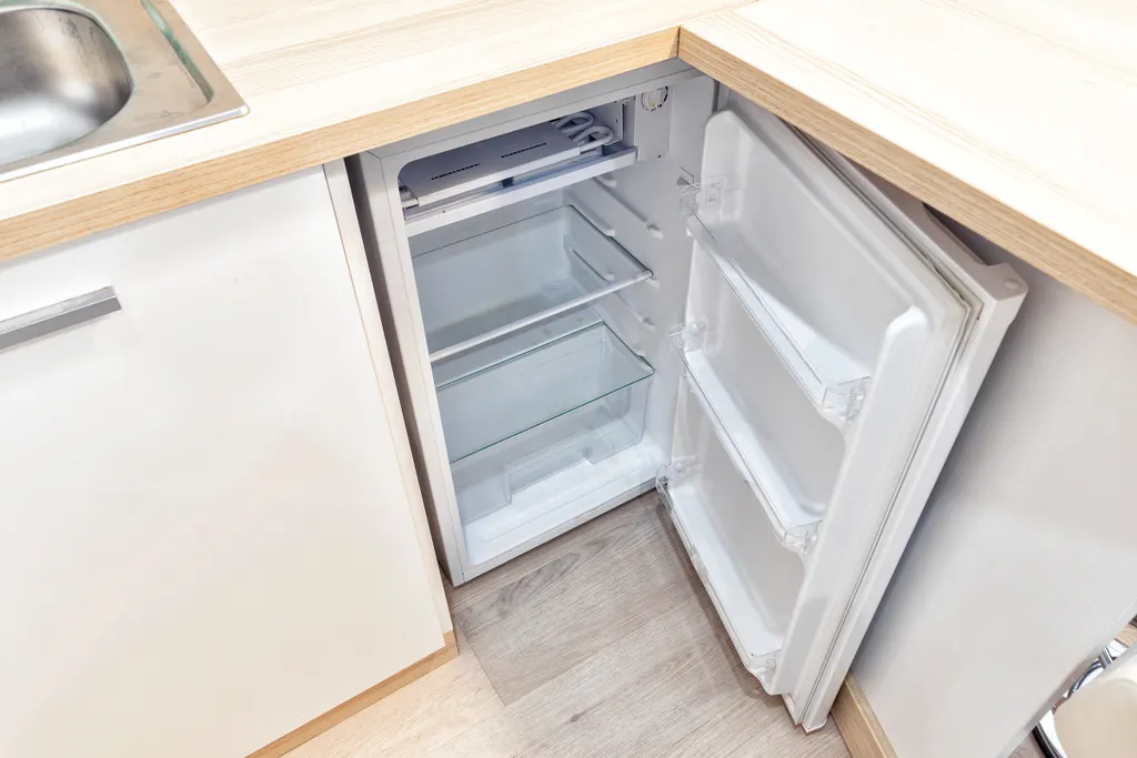 YES Апарт-Отель  King-Size кровать кухня вид на Ботанический сад