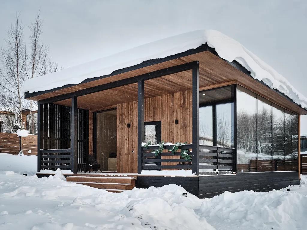 Нoвый уютный дoм с сауной у горнолыжного склона "Черника"