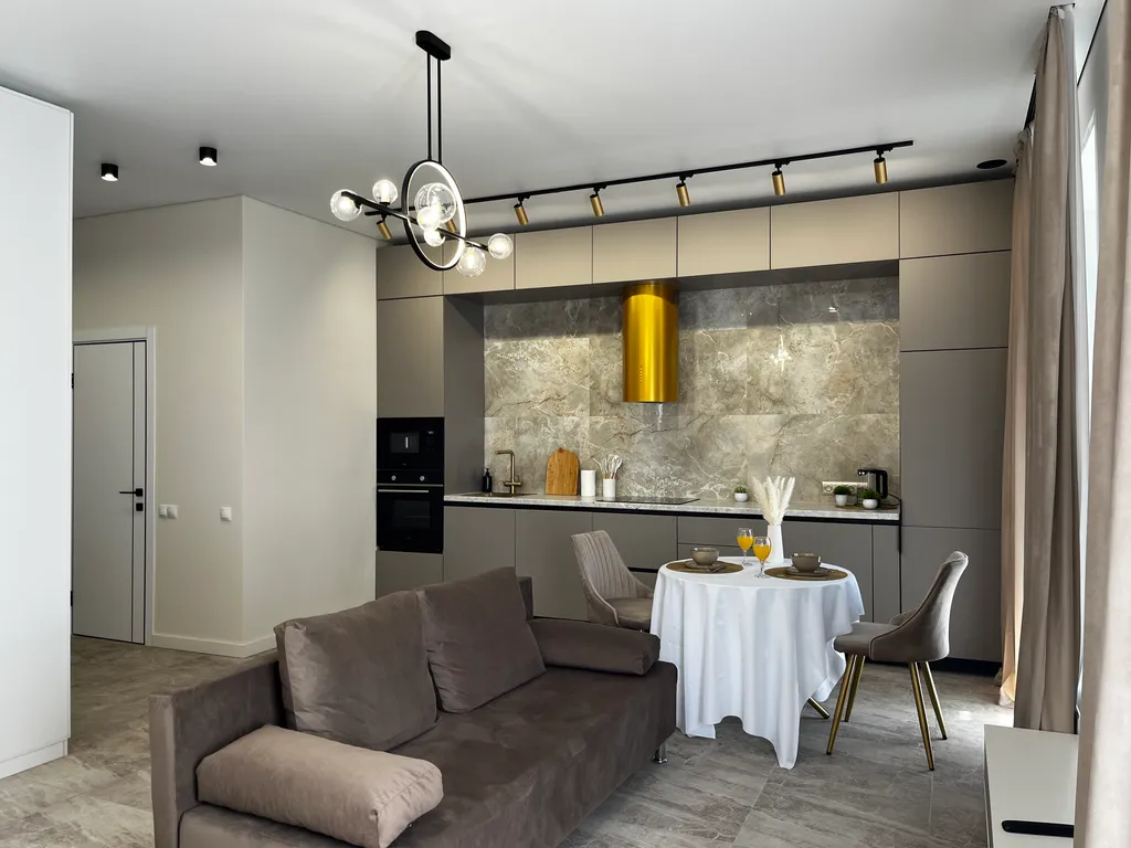 Бизнес-класс возле жд вокзала