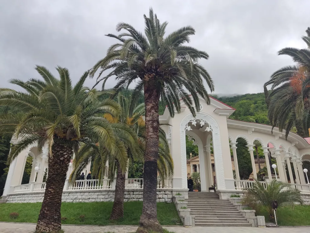 Коттедж Дом в живописном ущелье — Гагра