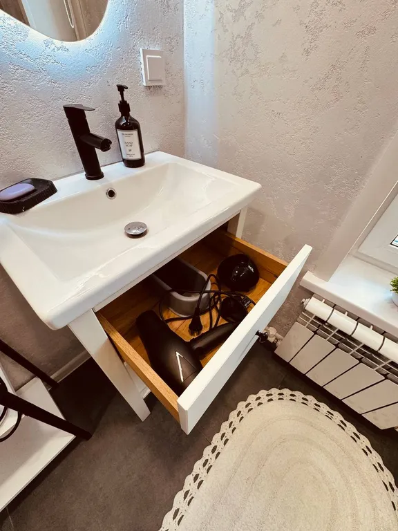 Гостевой дом в сосновом лесу в 15 минутах от курорта Манжерок