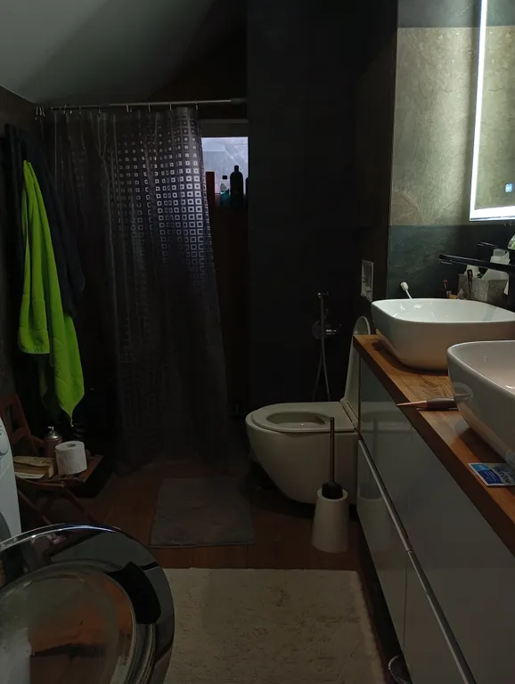 "Антоновка" - просторная комната в мансарде частного дома