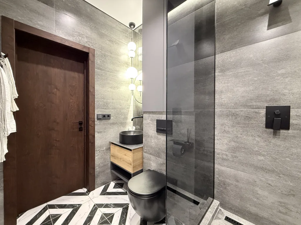 Эксклюзивный дизайнерский ремонт с элементами ручной работы