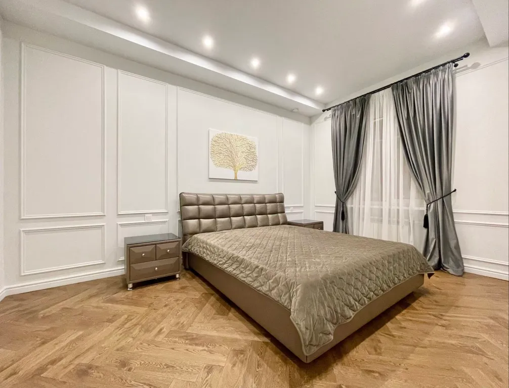 Роскошные 4-комнатные апартаменты в центре города