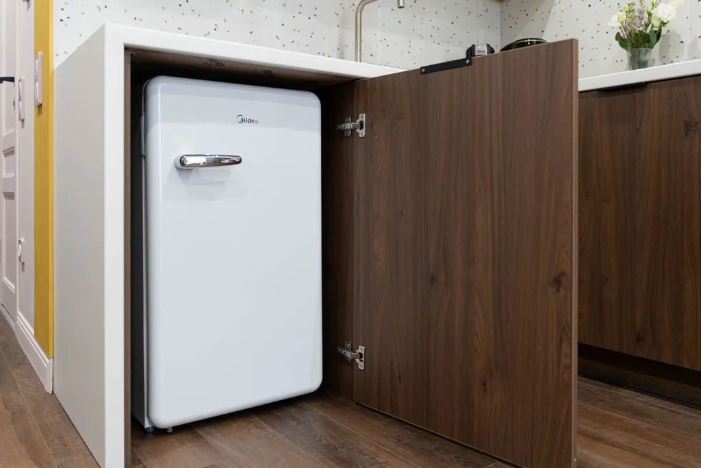 Квартира Квартира Стильная Верхнеозерная студия — Калининград