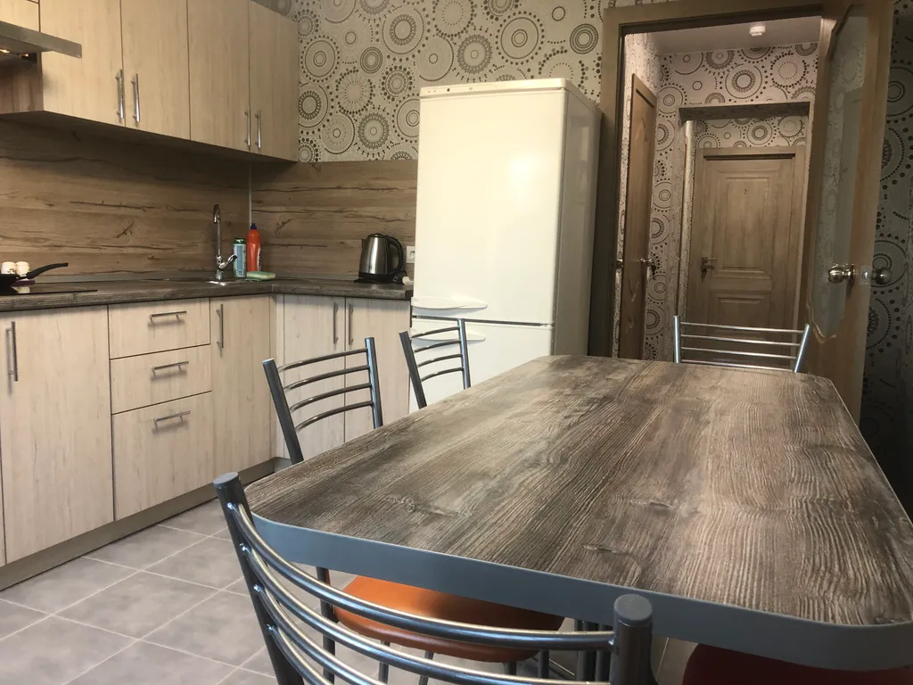 Большая комфортная квартира — аренда посуточно в Знаменск