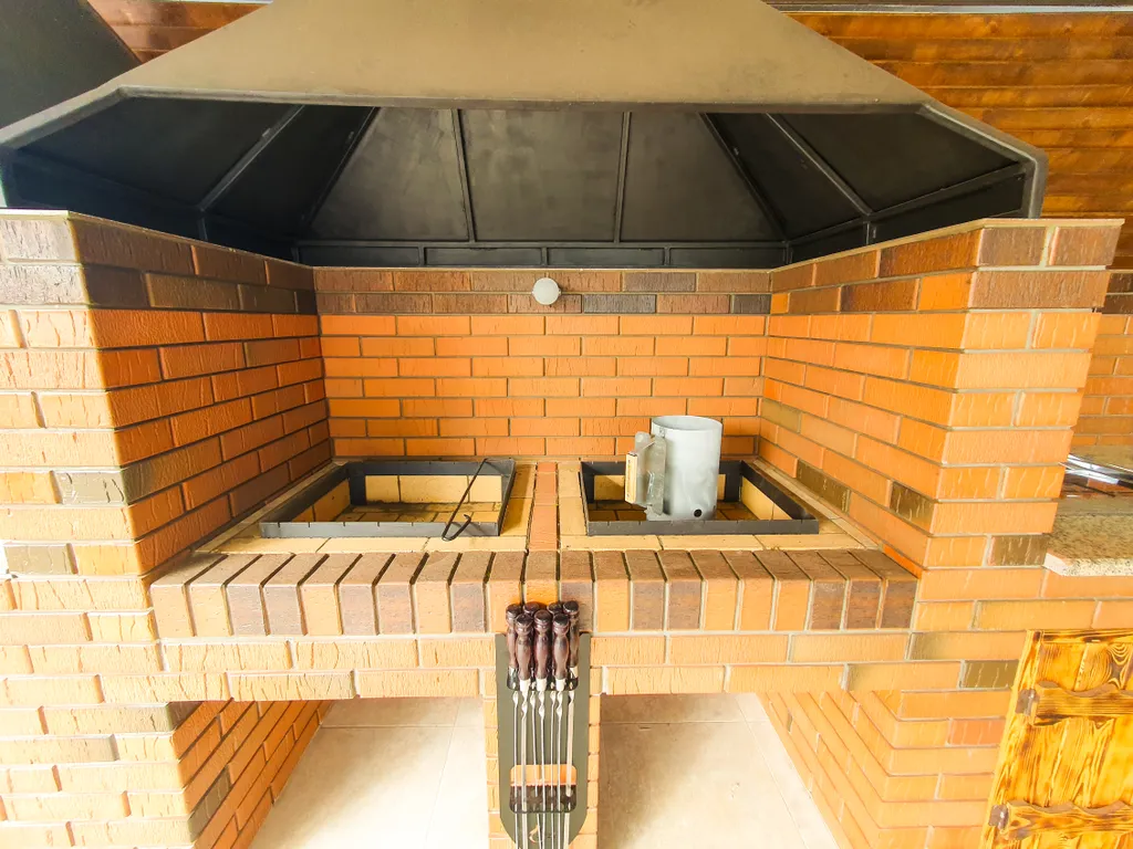 Отдельный дом на первой линии Азовского моря