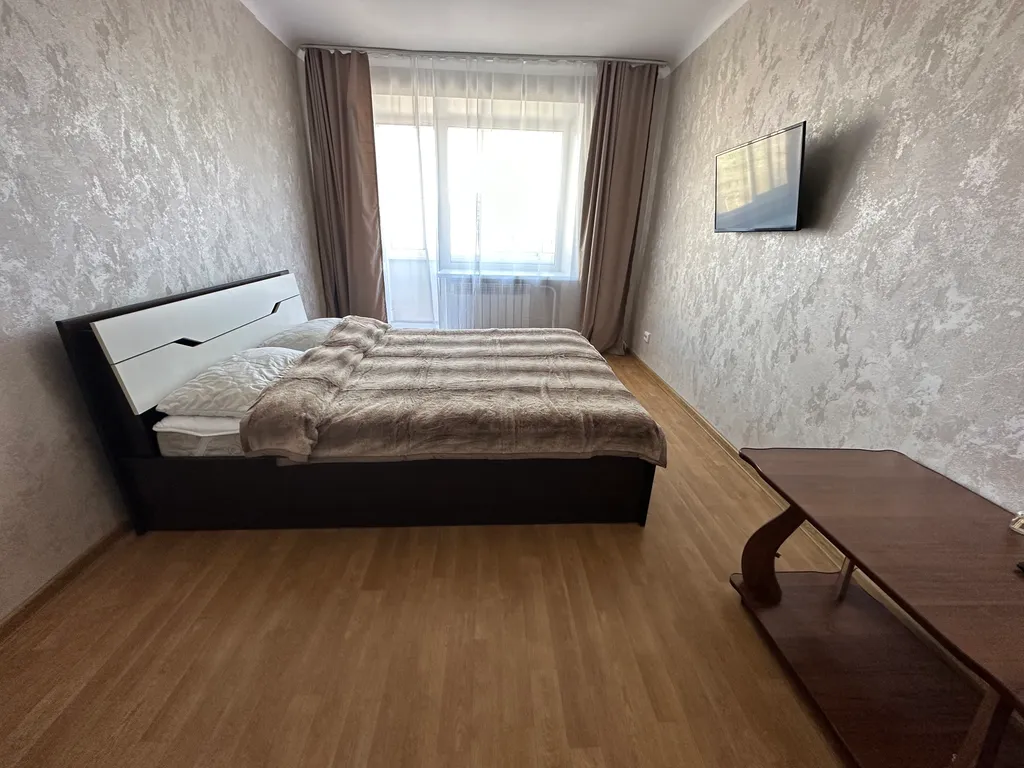 Квартира Двухкомнатная квартира в центре — Красноярск