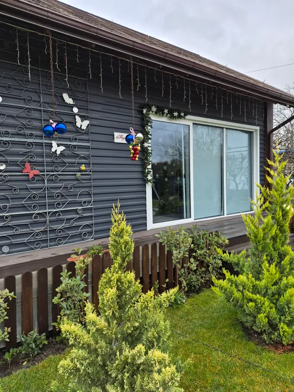 Коттедж FLIGELMUZ (Загородный Музыкальный Флигель). — Северская