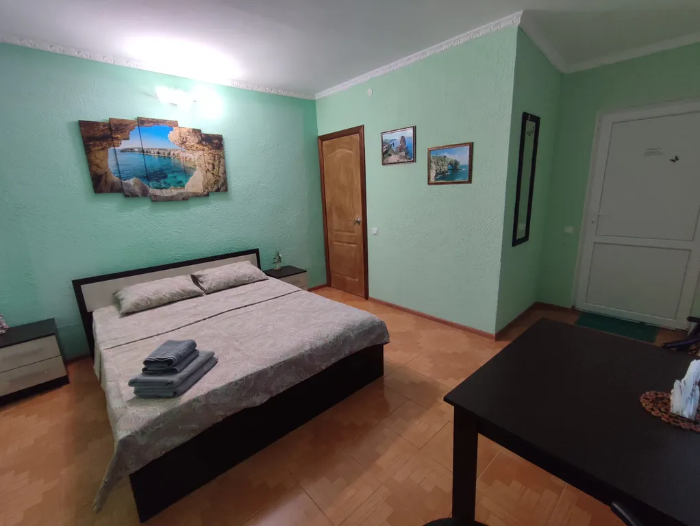 Двух местный номер, с отдельным входом