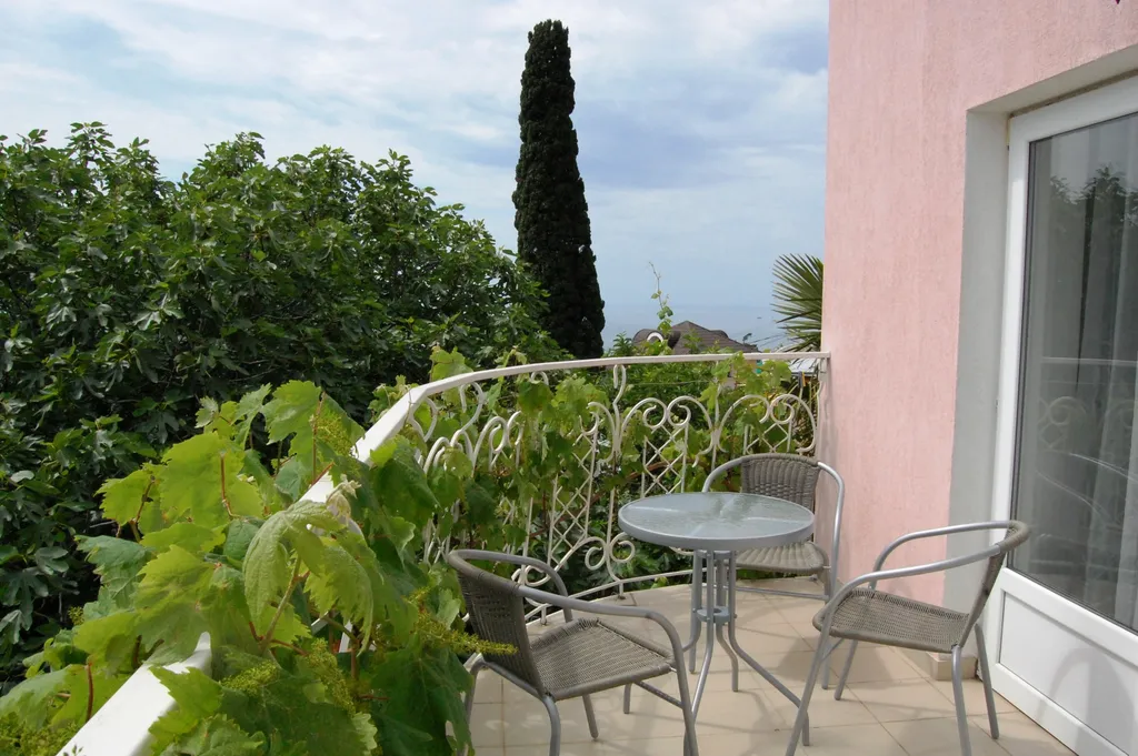 Квартира Комната — аренда посуточно в Алупка