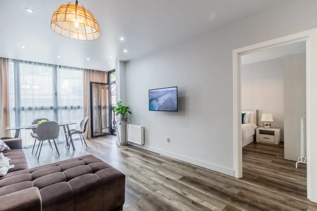 Апартаменты в клубном доме
 «Резиденция Максим»