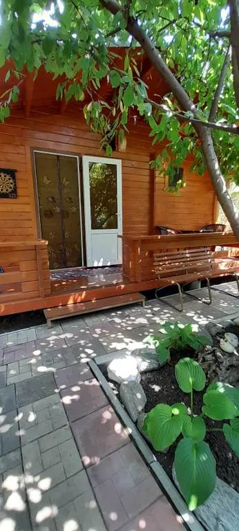 Коттедж Дом из бруса в саду — Анапа