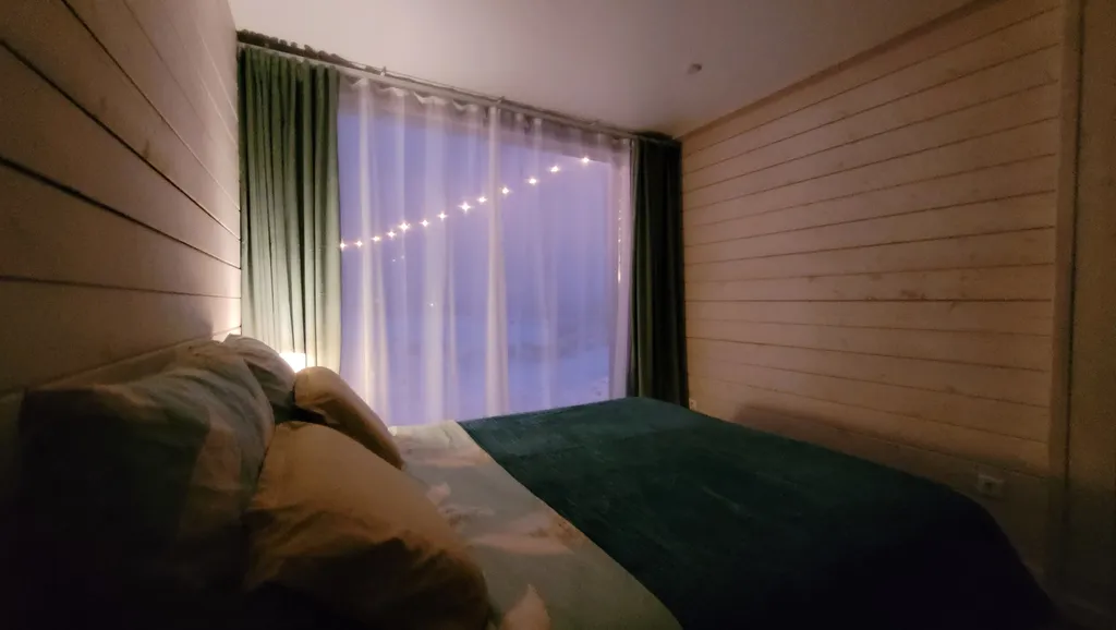 Дом с видом на озеро с баней