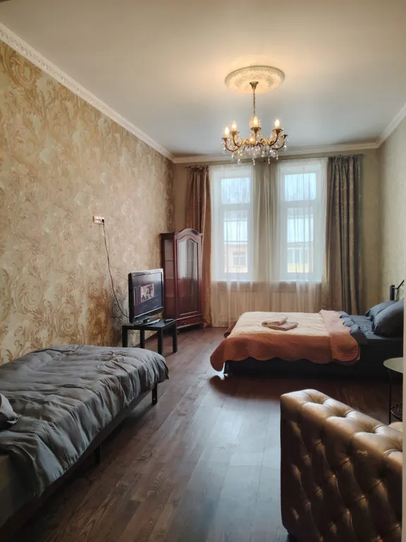 Квартира Просторная двухкомнатная квартира в Колпино — Колпино