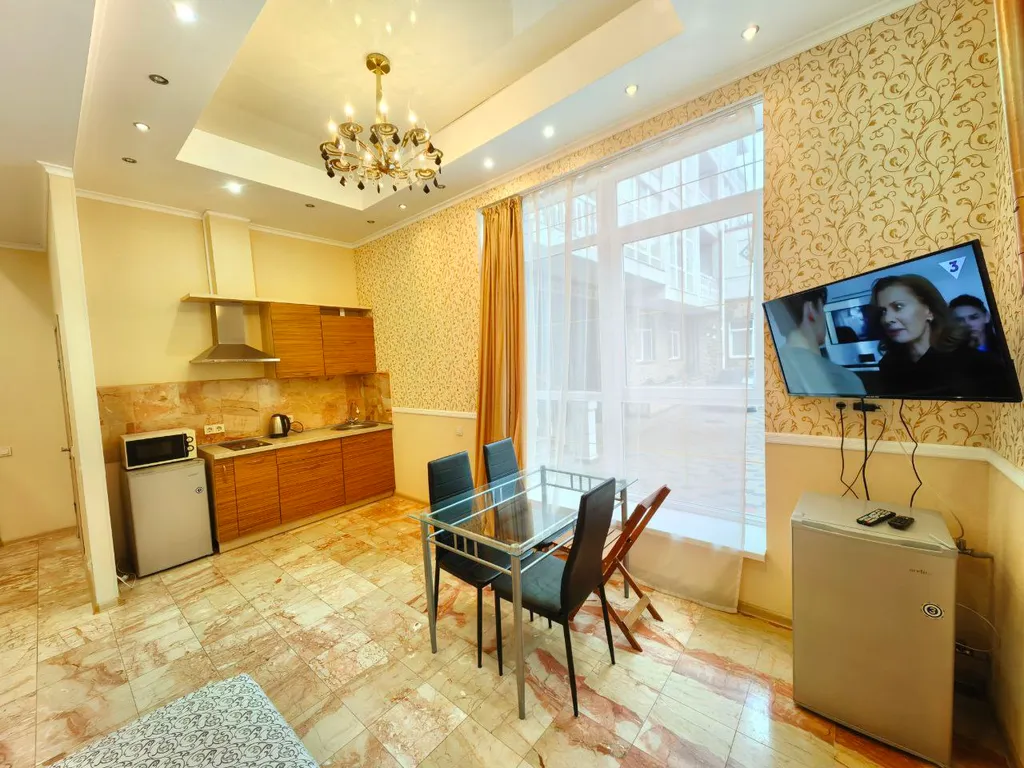 Дизайнерская студия  возле моря