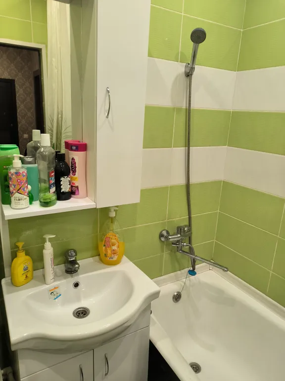 Отличная квартира с евроремонтом рядом с вокзалами