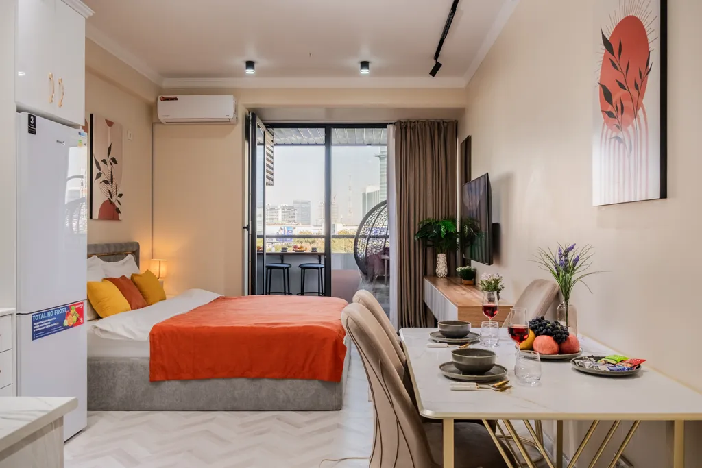 Современная студия с панорамой Tashkent City