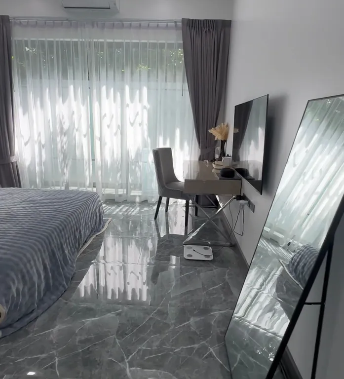 Вилла с частным бассейном в районе Най-харн